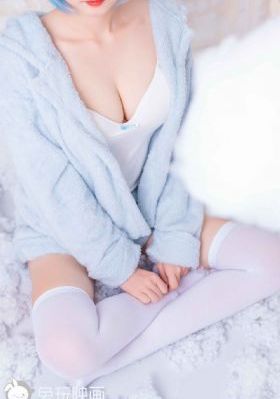 年轻的小婊4韩剧中文版_剧情片在线手机播放